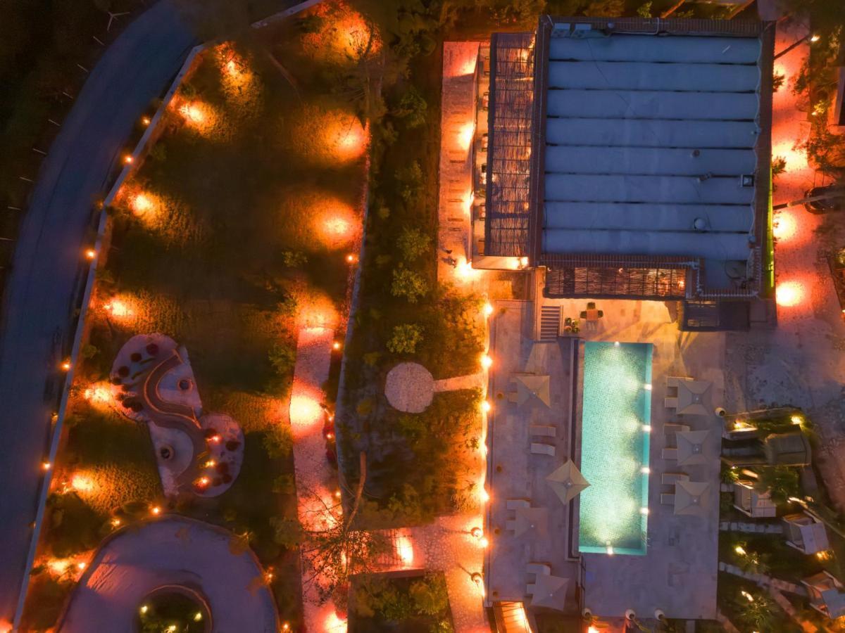فندق Izz Getaway - Adults Only غوجيك المظهر الخارجي الصورة